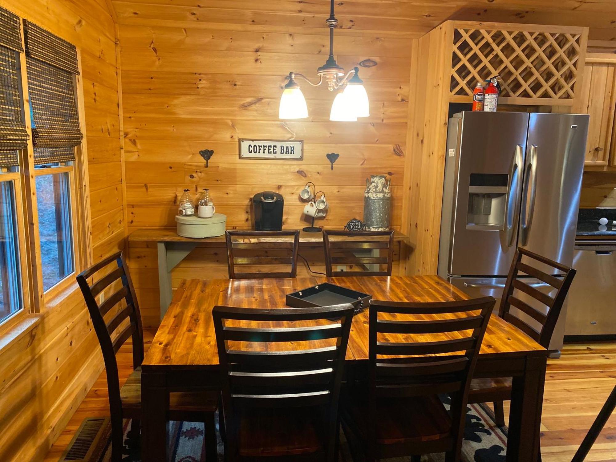 Vila The Cozy Lazy Laurel With Year-Round Mountain Views, Hot Tub, Fire Pit Cherry Log Exteriér fotografie