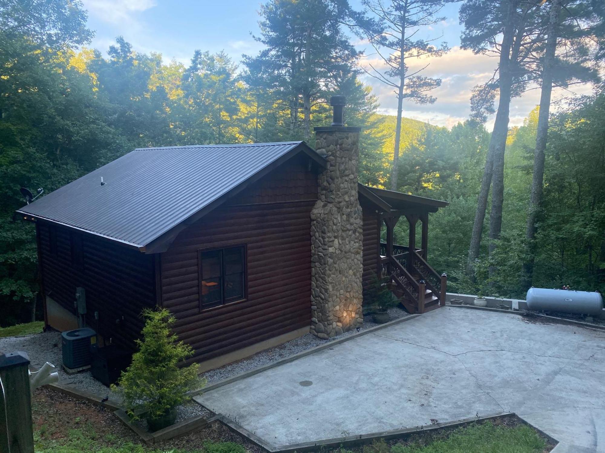 Vila The Cozy Lazy Laurel With Year-Round Mountain Views, Hot Tub, Fire Pit Cherry Log Exteriér fotografie